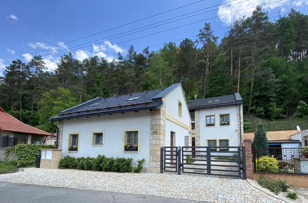 Penzion Stodola Bela pod Bezdezem Buitenkant foto